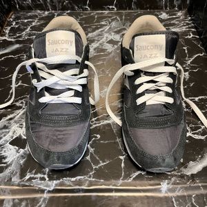 Saucony Vintage Style Jazz Black Silver Womens US Size 8